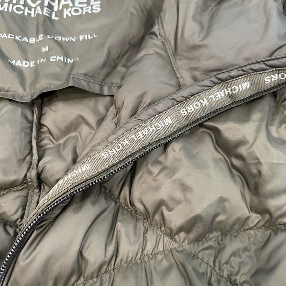 Michael Kors Packable Down Fill Puffer Jacket in Olive - Picture 8 of 10
